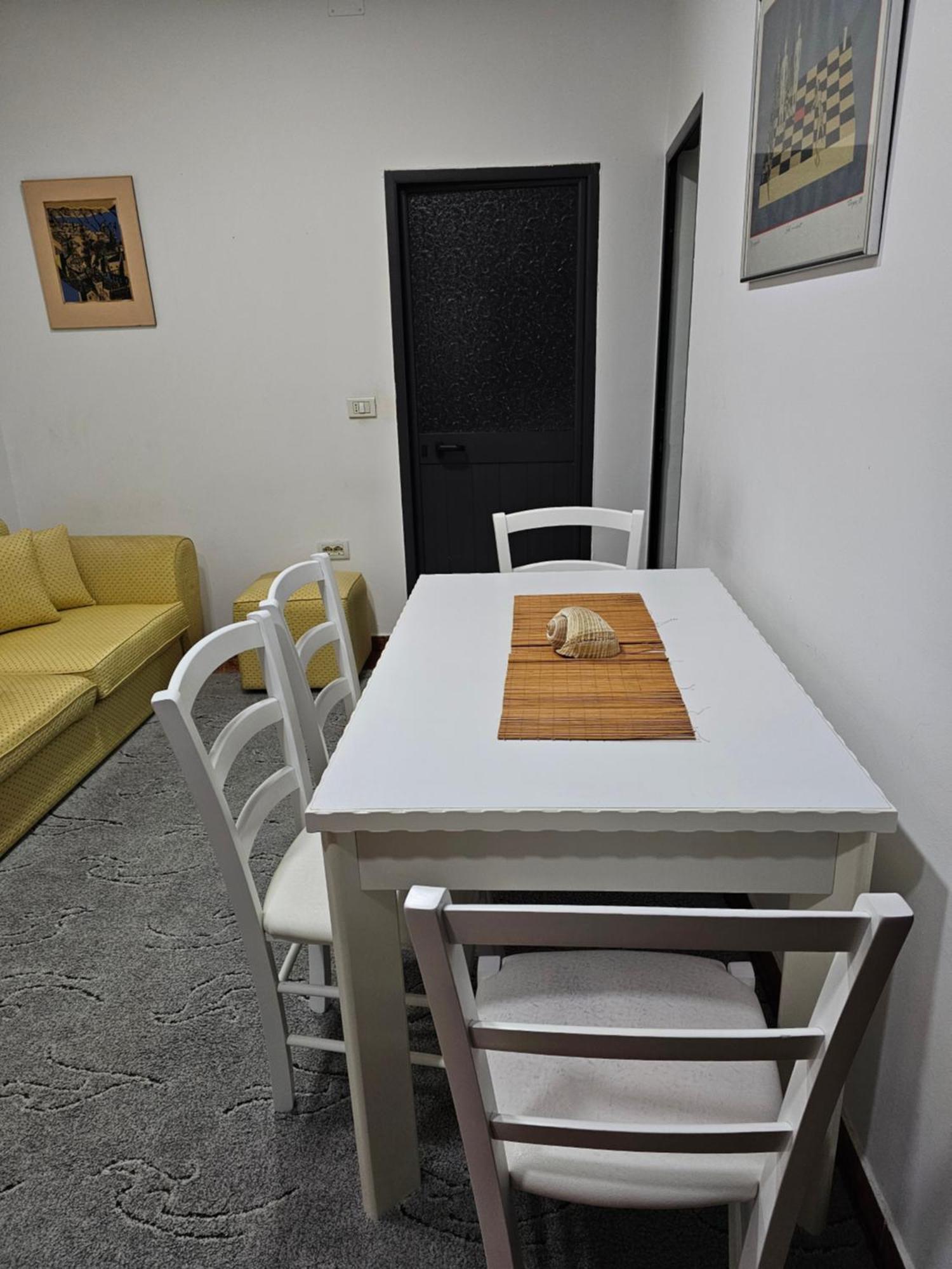 Geljus Apartment ティラナ エクステリア 写真